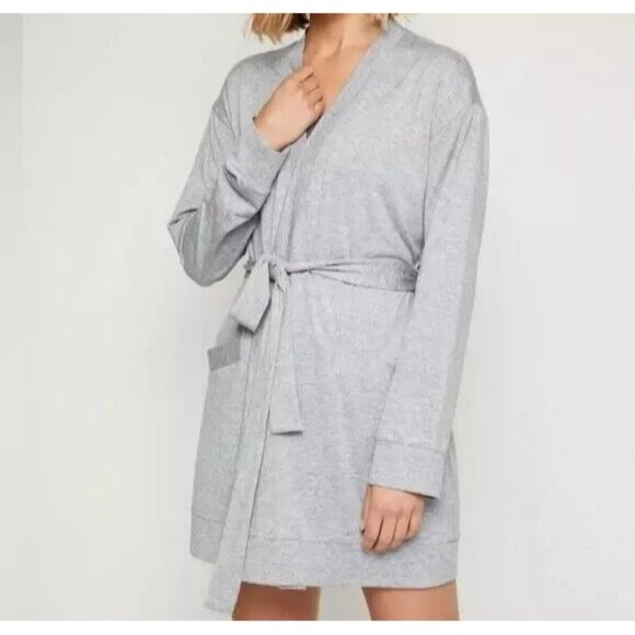FourLaps Stratus Wrap, Grey Heather, Size Small, NWT - Picture 1 of 8